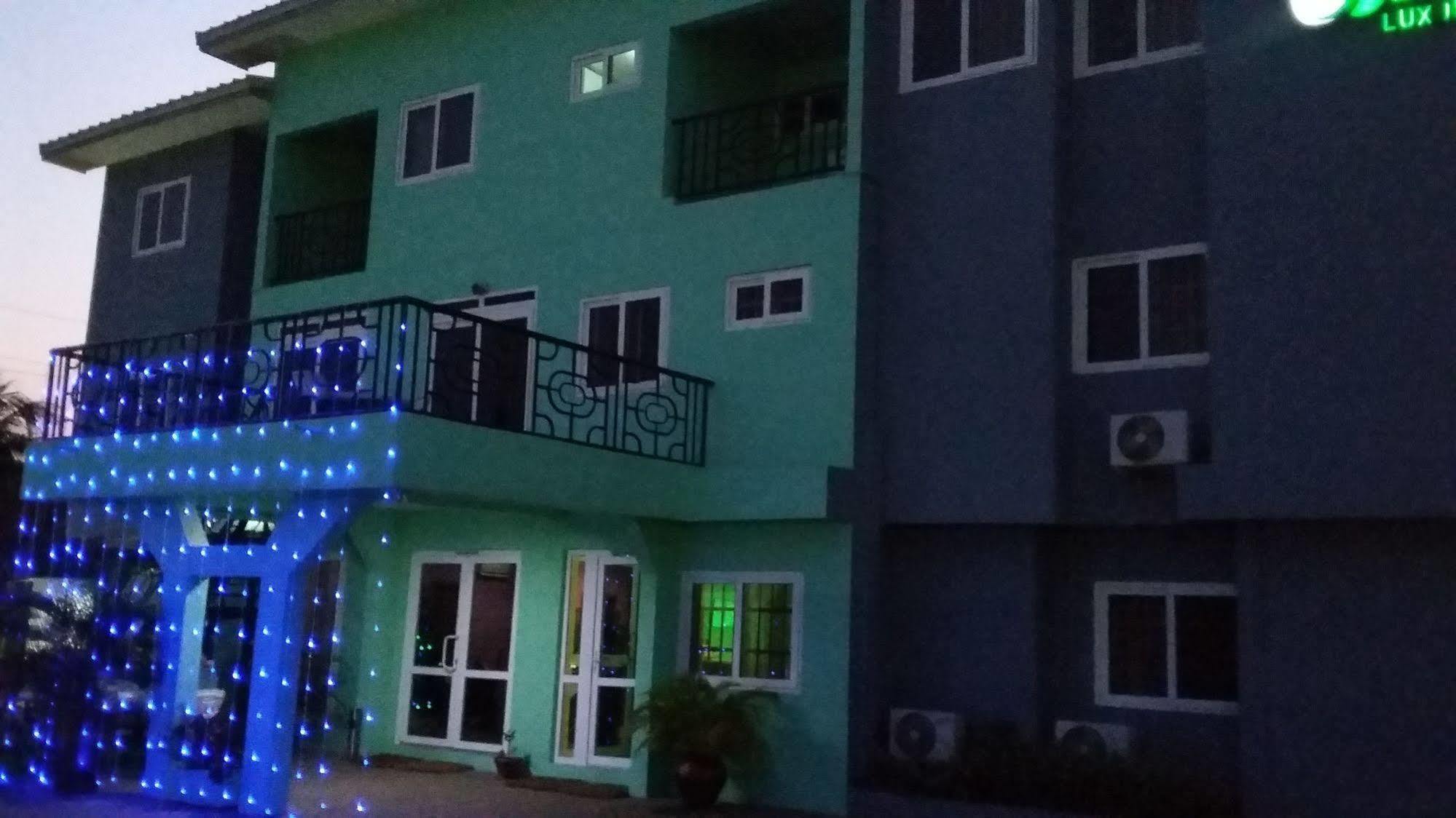 Bella Luxury Hotel Acra Exterior foto