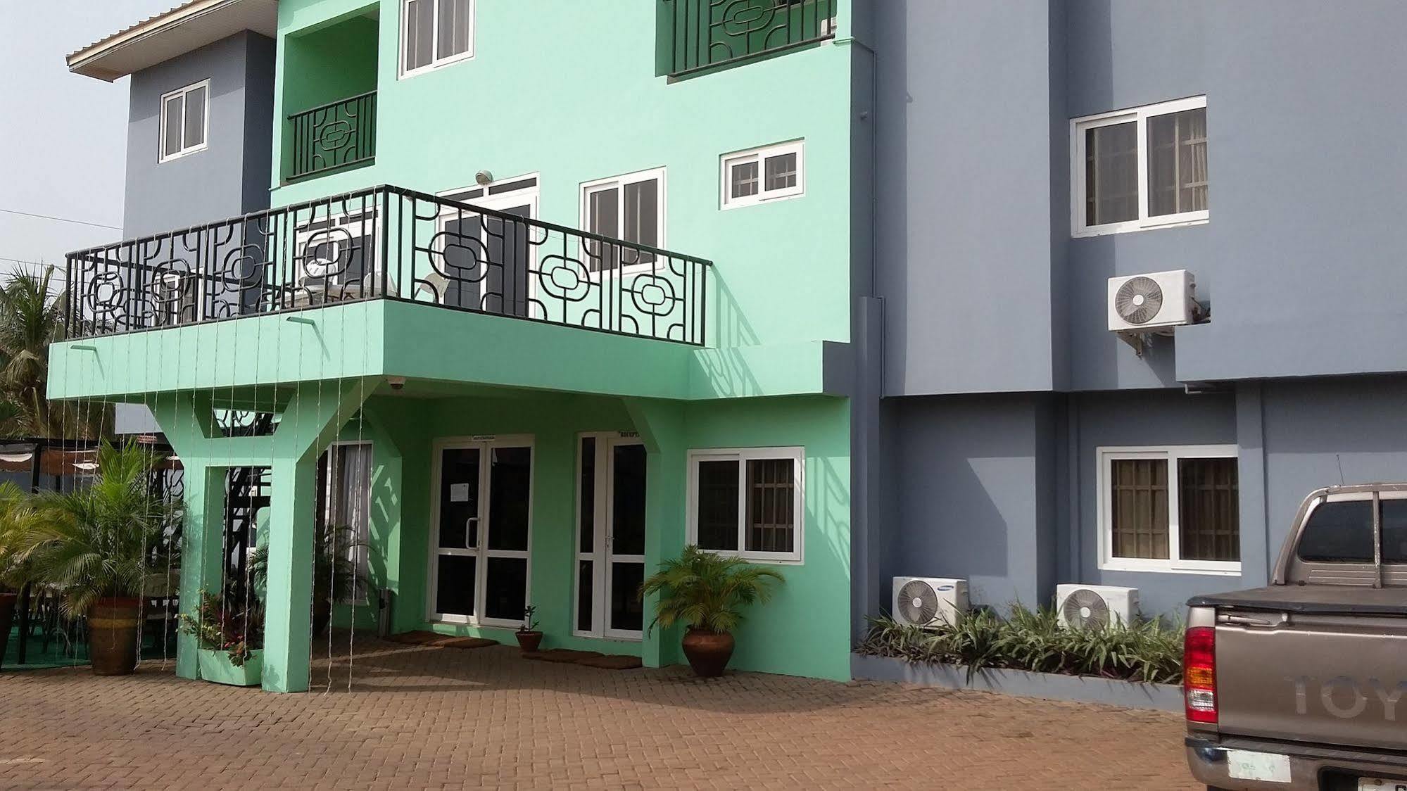 Bella Luxury Hotel Acra Exterior foto