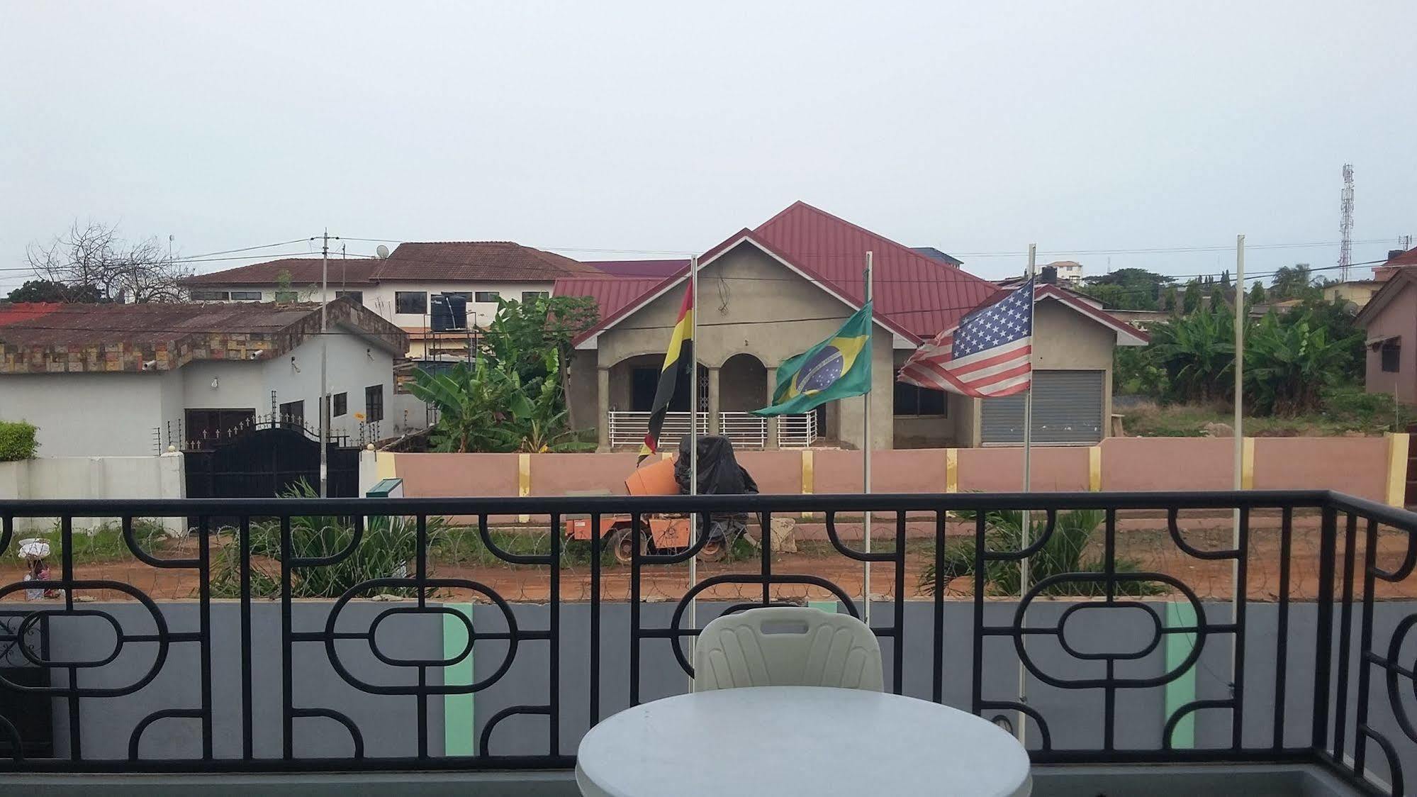 Bella Luxury Hotel Acra Exterior foto